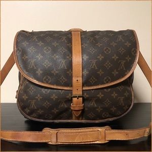 Authentic Louis Vuitton Saumur 35